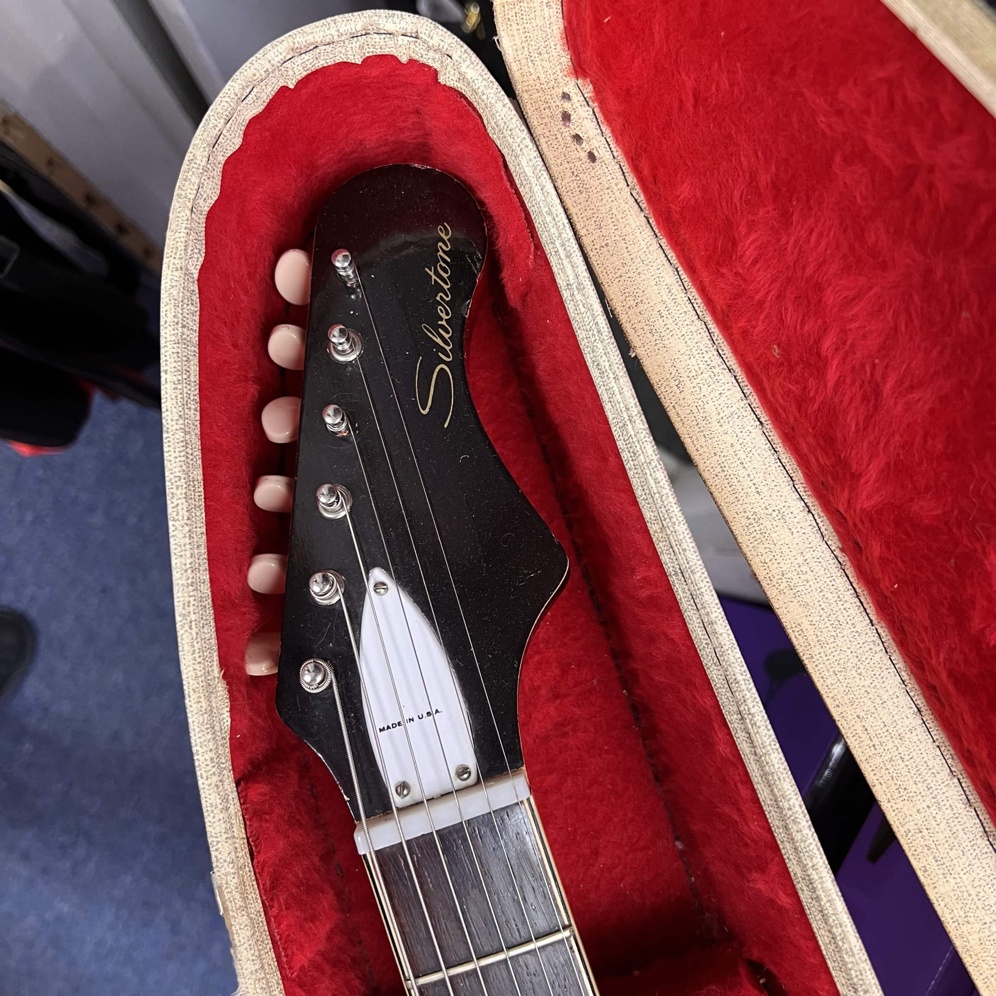 Silvertone 1478 Silhouette 1960s w/case (used)